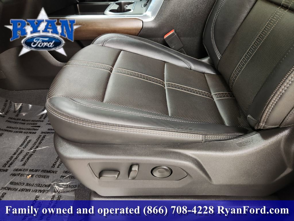 Used 2025 Chevrolet Silverado 2500 High Country image 17