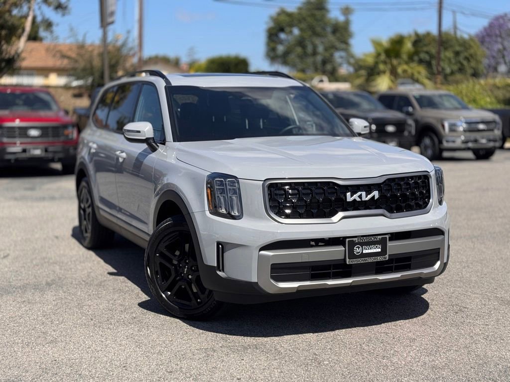Used 2023 Kia Telluride EX X-Line AWD/4WD image 2