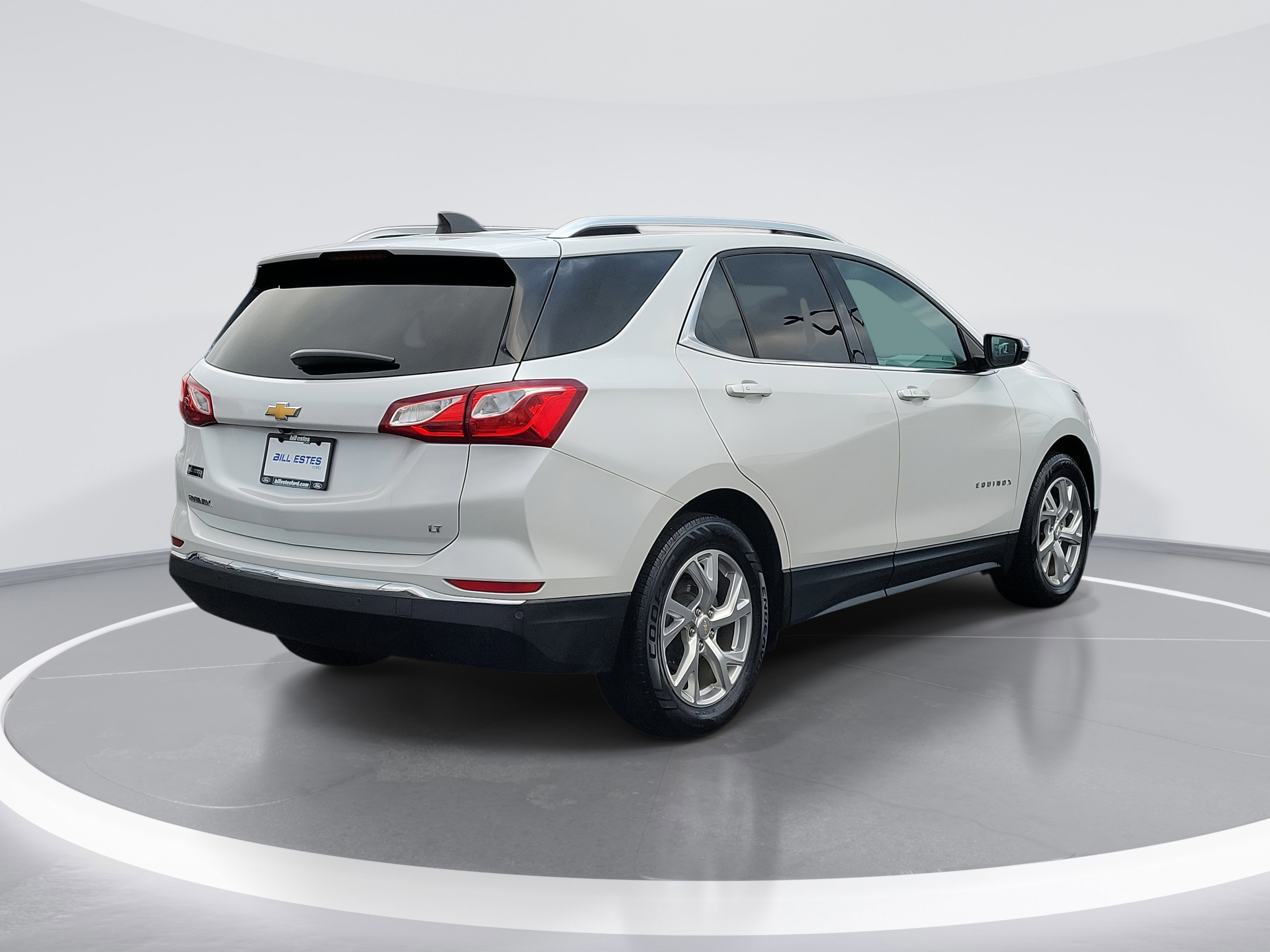 Used 2019 Chevrolet Equinox LT w/ Sun & Navigation Package image 3