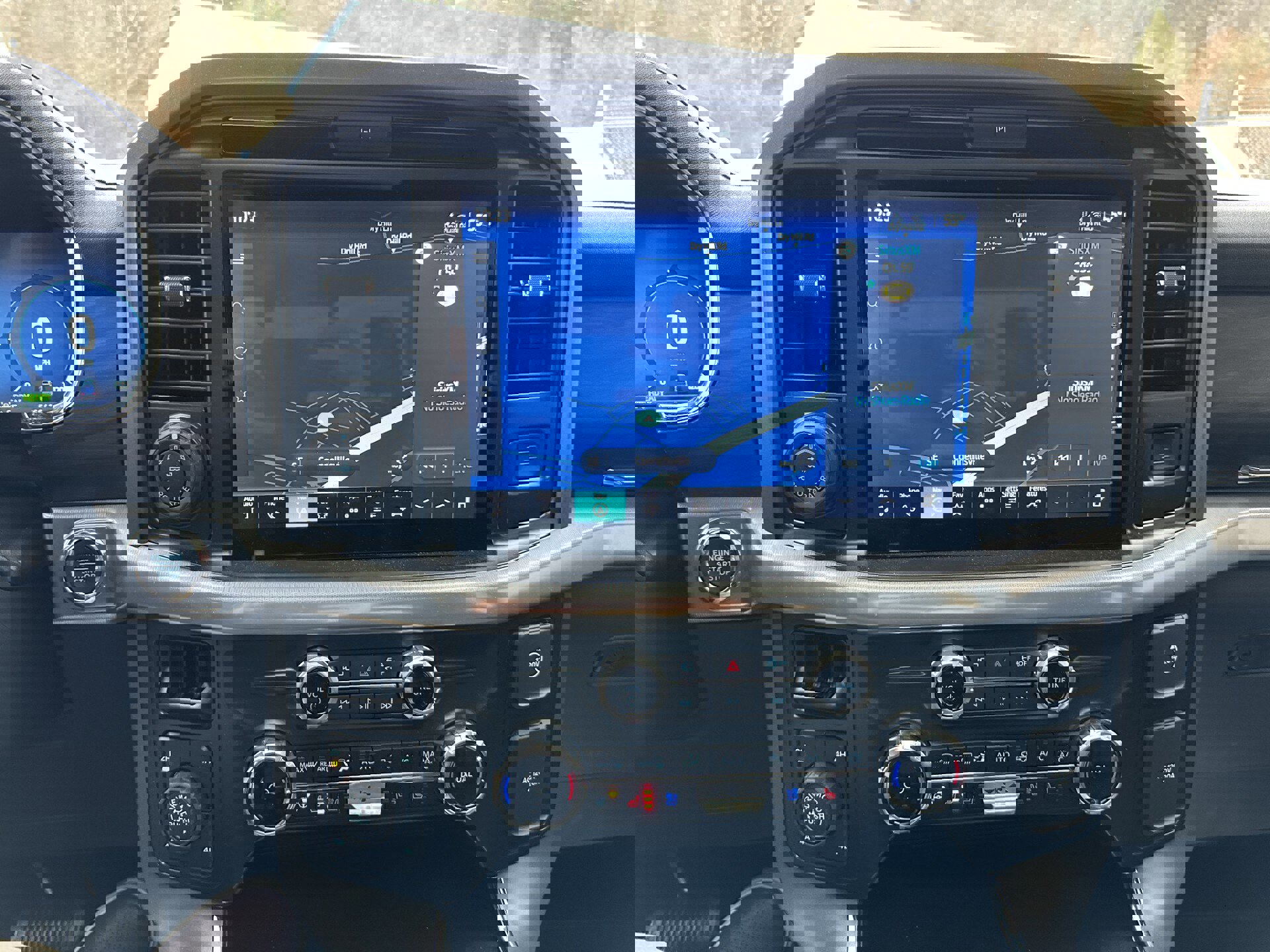 Certified 2025 Ford F150 Lariat w/ Equipment Group 501A Mid image 12