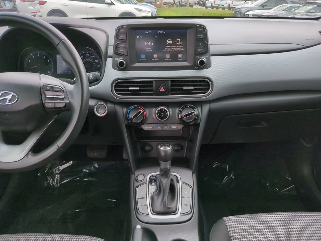 Used 2021 Hyundai Kona SEL FWD image 18