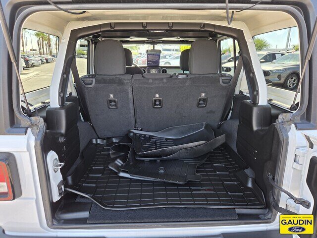Used 2018 Jeep Wrangler Unlimited Sport S AWD/4WD image 14