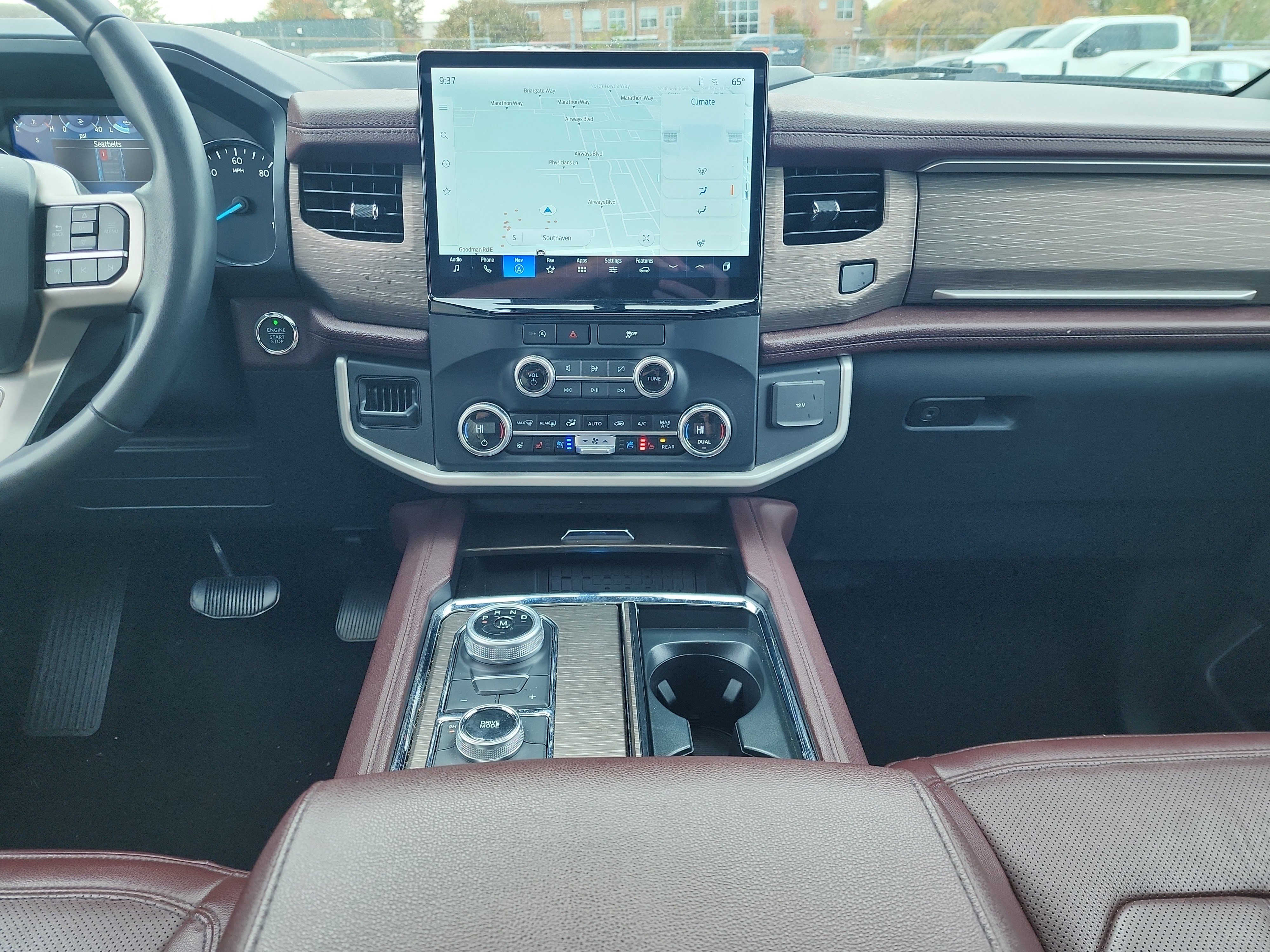 Certified 2023 Ford Expedition Limited image 24