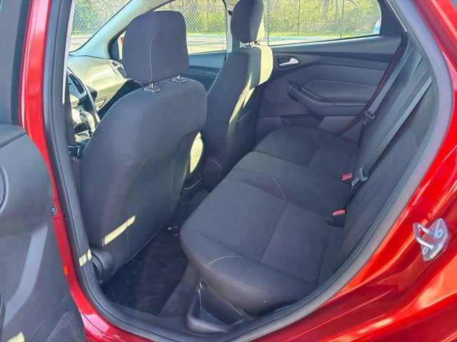 Certified 2018 Ford Focus SE image 13