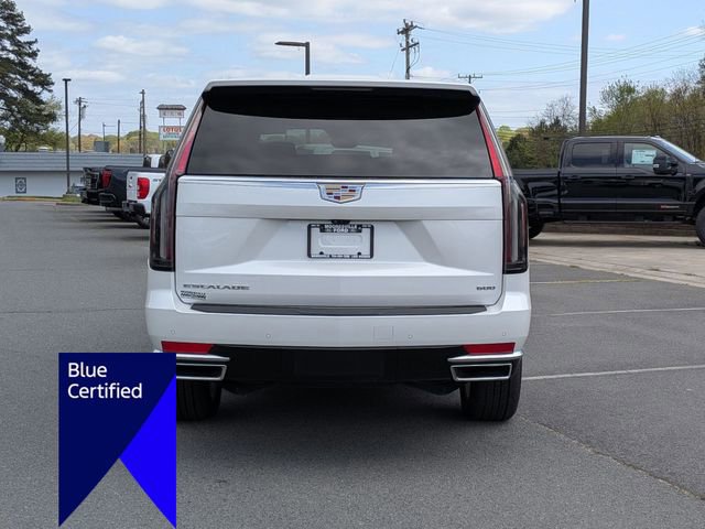 Used 2023 Cadillac Escalade Premium Luxury image 4