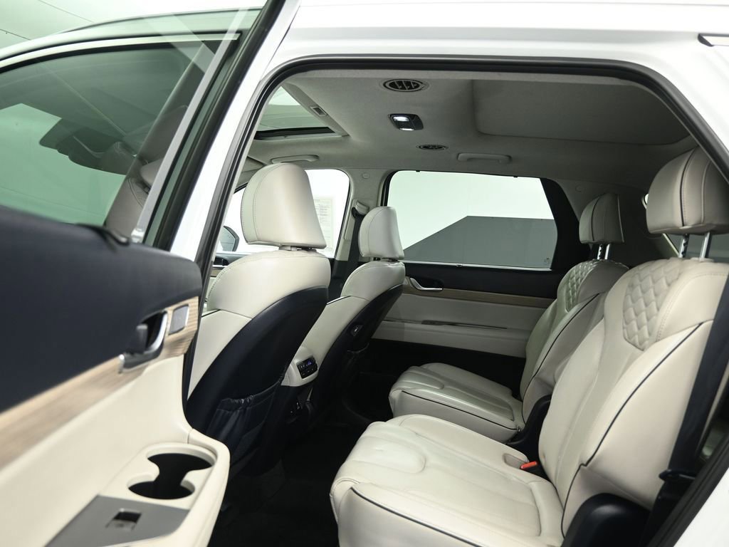 Used 2022 Hyundai Palisade Limited image 45