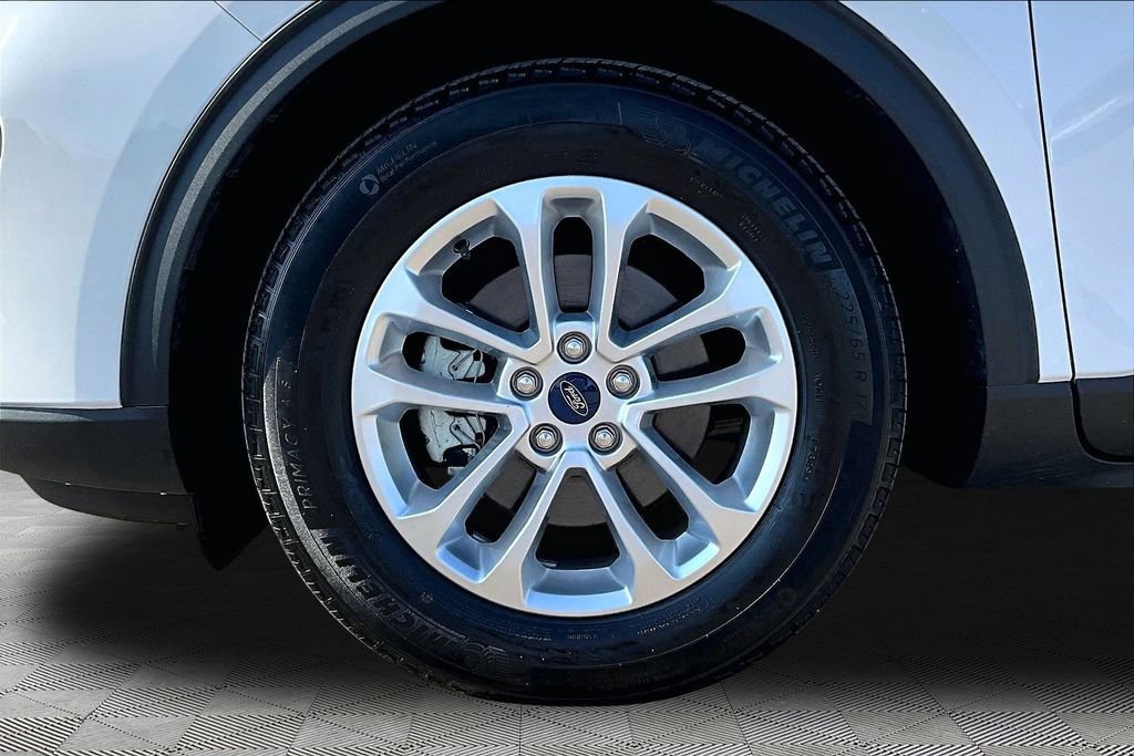 Certified 2022 Ford Escape SE FWD image 9
