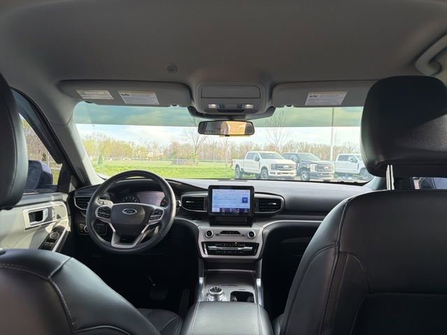 Certified 2022 Ford Explorer XLT w/ Equipment Group 202A image 21