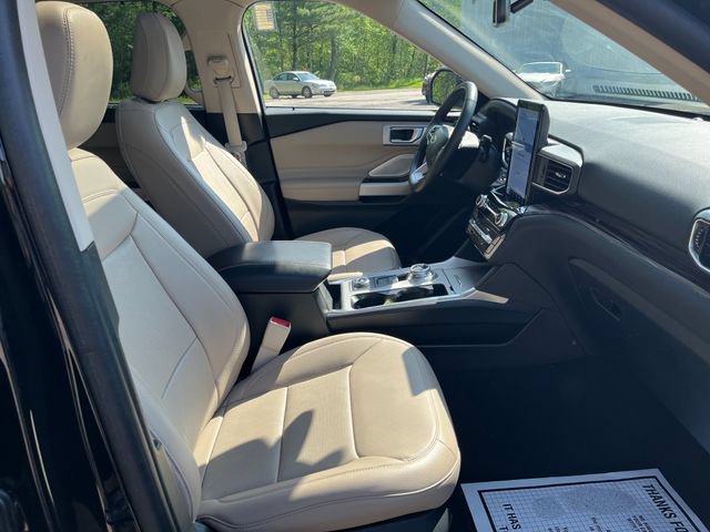 Certified 2023 Ford Explorer Limited w/ Limited Technology Package AWD/4WD image 19