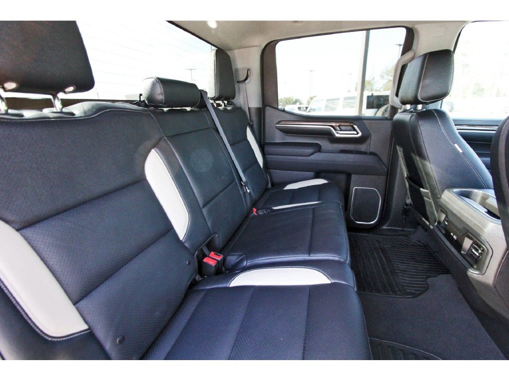 Used 2023 Chevrolet Silverado 1500 LT Trail Boss w/ Protection Package AWD/4WD image 15