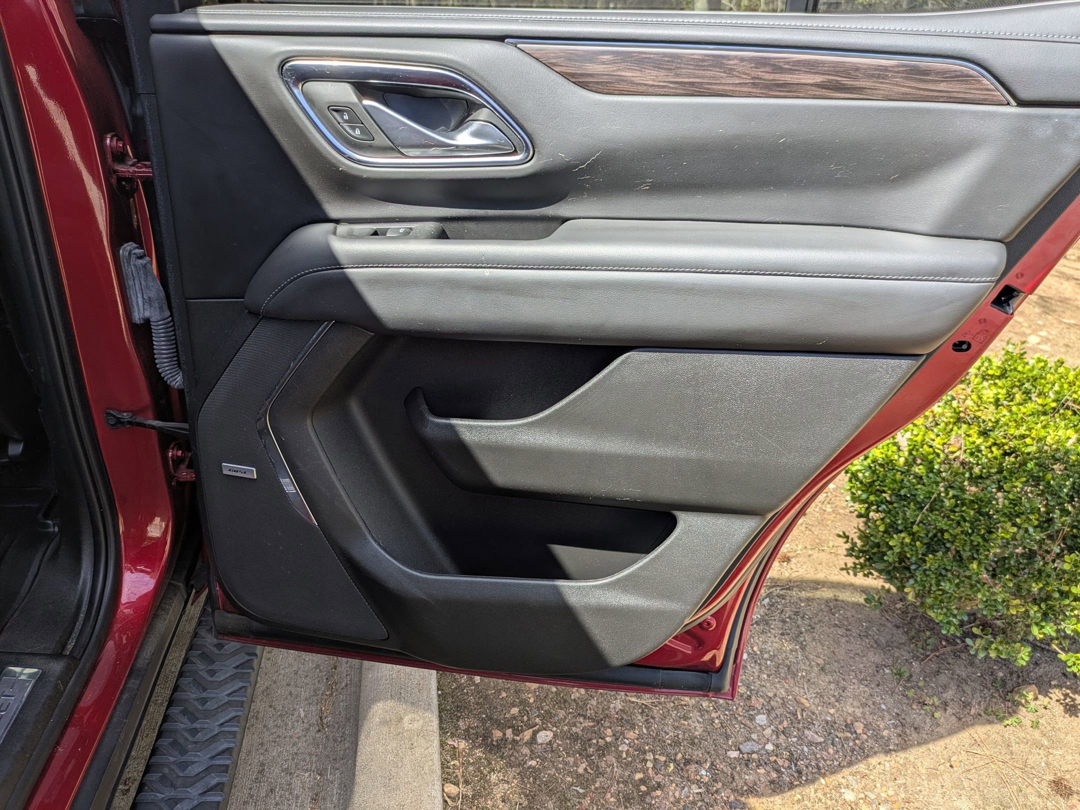 Used 2022 Chevrolet Tahoe Z71 w/ Z71 Off-Road Package image 38