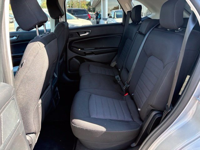 Certified 2024 Ford Edge SE w/ Black Appearance Package AWD/4WD image 16