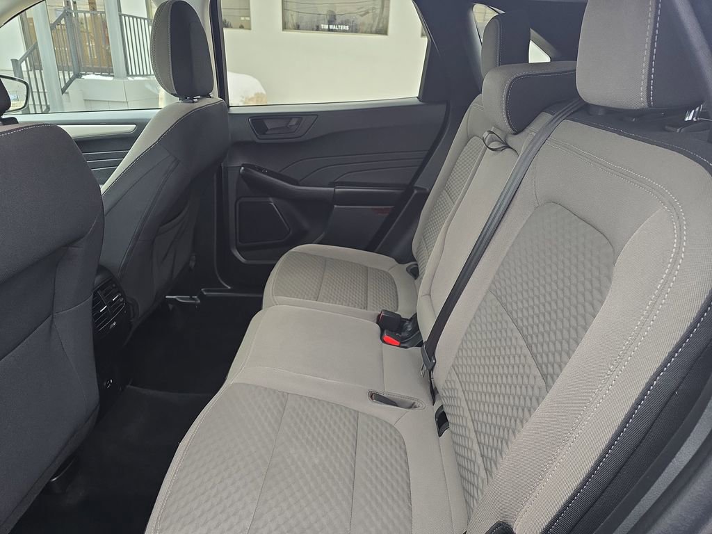 Certified 2022 Ford Escape SE w/ SE Sport Appearance Package AWD/4WD image 12