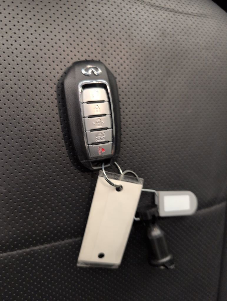 Used 2023 INFINITI QX50 Sport image 48