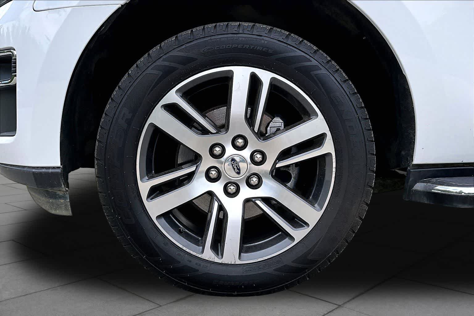 Certified 2023 Ford Expedition Limited AWD/4WD image 11