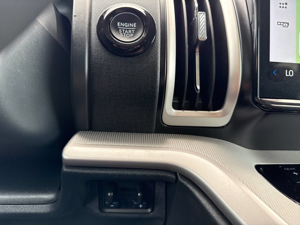Certified 2025 Ford Expedition Max Active RWD image 27