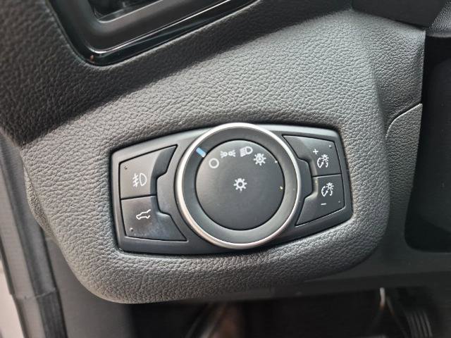 Certified 2018 Ford Escape SEL w/ Ford Safe & Smart Package image 19