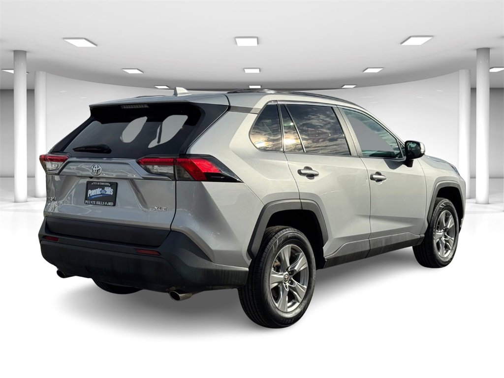 Used 2024 Toyota RAV4 XLE image 4
