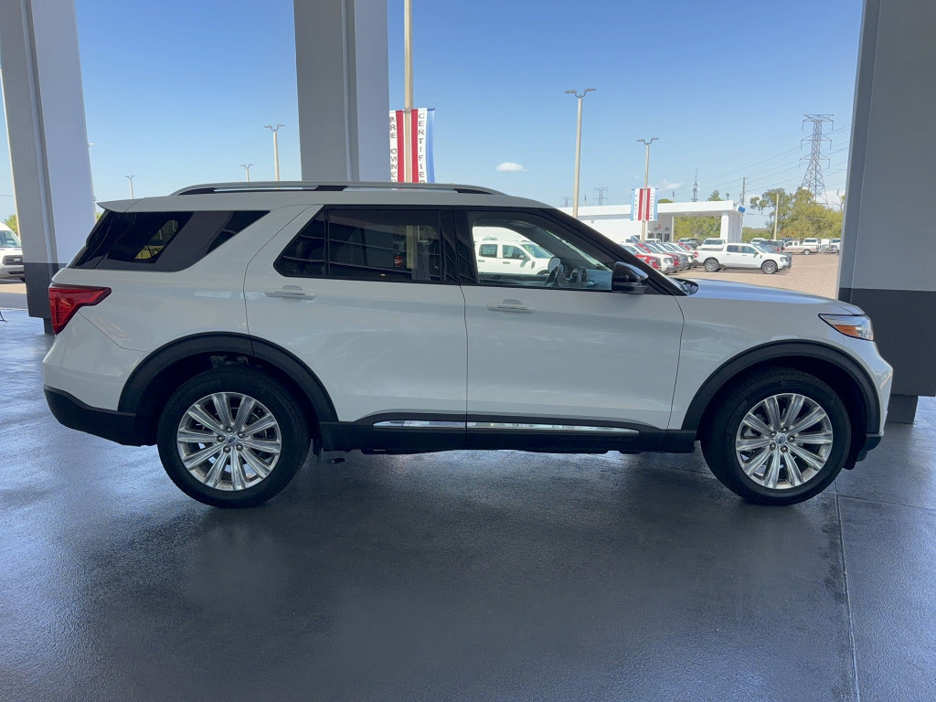 Certified 2023 Ford Explorer Limited w/ Limited Technology Package image 2
