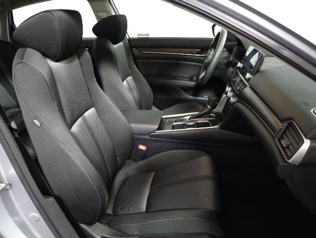 Used 2019 Honda Accord EX image 9