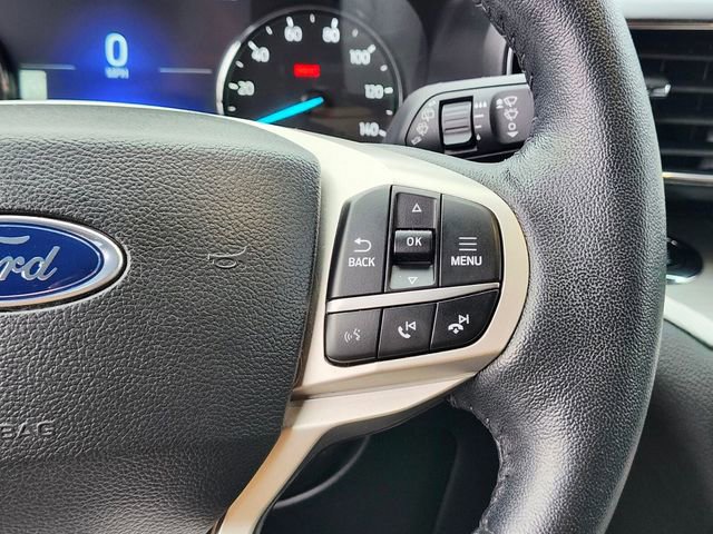 Certified 2022 Ford Explorer XLT w/ Equipment Group 202A image 31