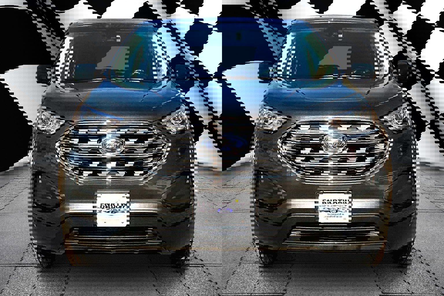 Certified 2019 Ford Edge SE image 3