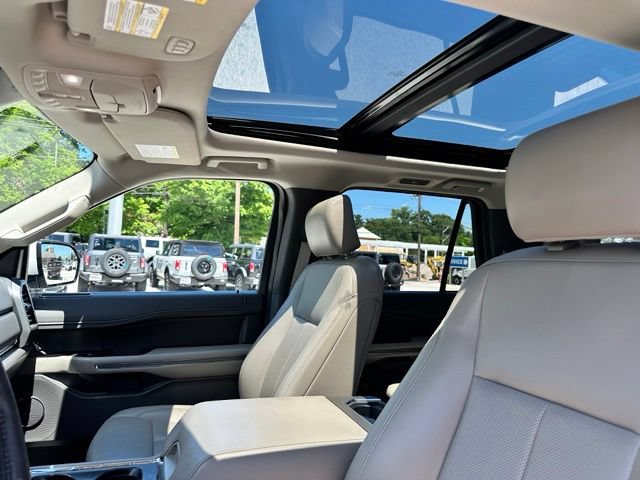 Certified 2020 Ford Expedition XLT w/ Equipment Group 202A AWD/4WD image 39