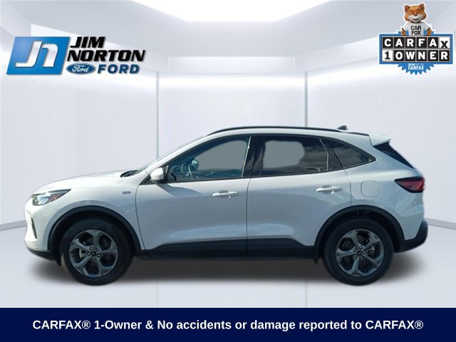 Certified 2025 Ford Escape ST-Line Select AWD/4WD image 6