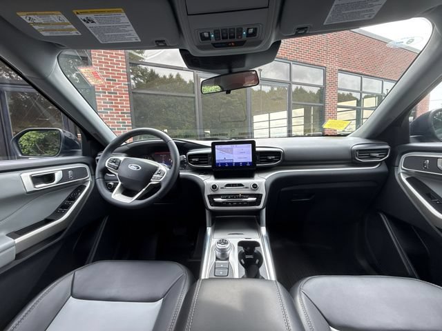 Certified 2023 Ford Explorer XLT w/ Equipment Group 202A AWD/4WD image 22
