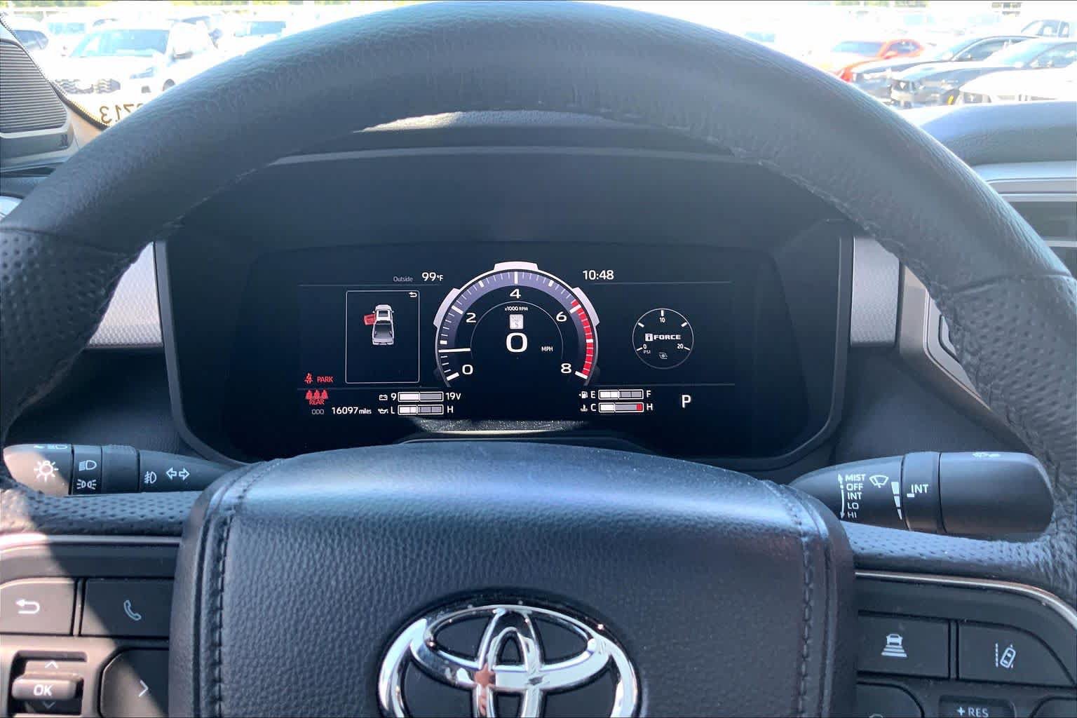 Used 2026 Toyota Tundra Limited AWD/4WD image 26
