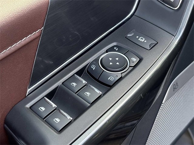 Certified 2023 Ford F150 Lariat w/ Equipment Group 502A High image 26