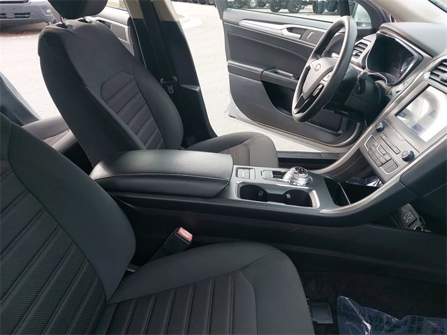 Certified 2020 Ford Fusion SE image 10