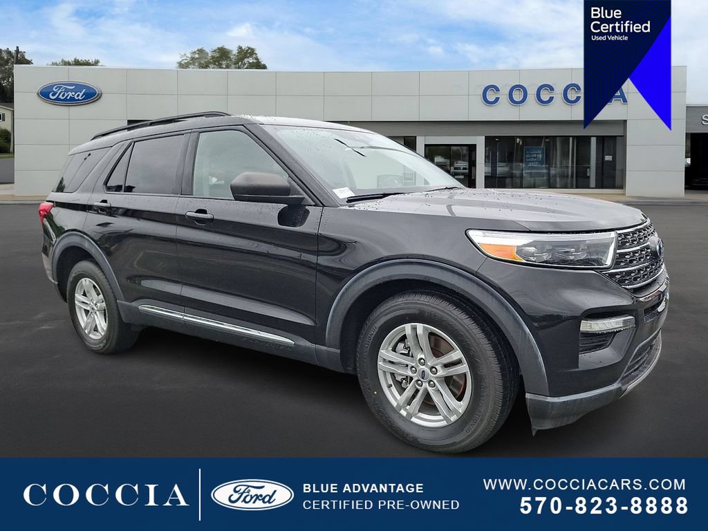 Certified 2023 Ford Explorer XLT w/ Equipment Group 202A AWD/4WD image 3