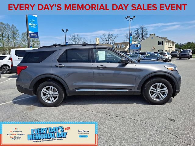Certified 2022 Ford Explorer XLT w/ Equipment Group 202A AWD/4WD image 12