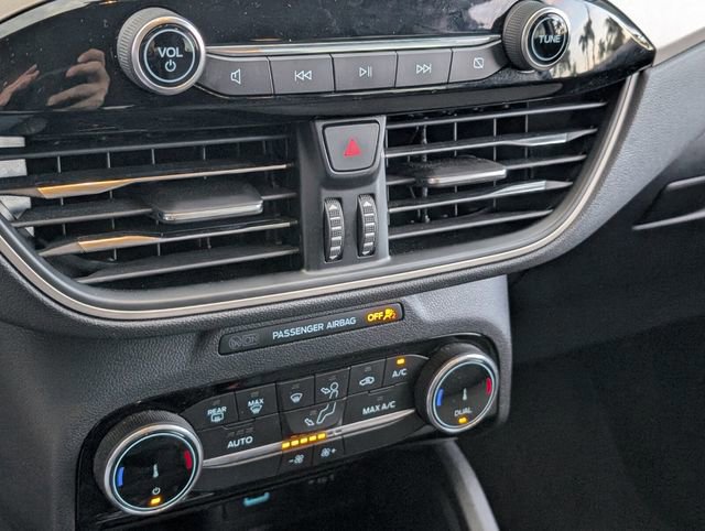 Certified 2022 Ford Escape SE FWD image 19