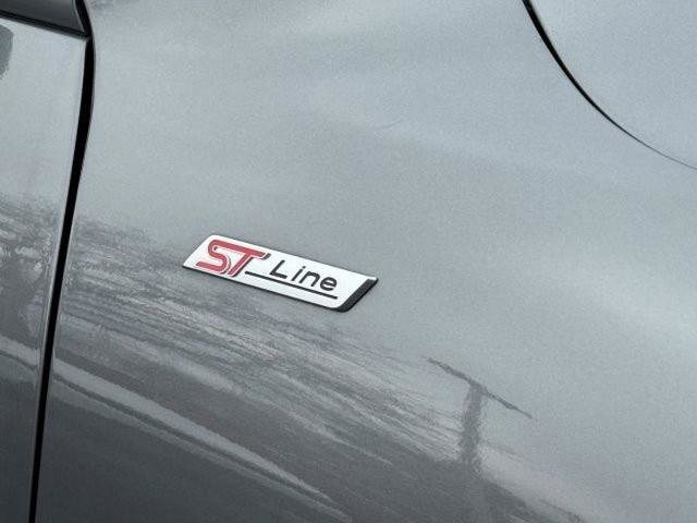 Certified 2023 Ford Escape ST-Line image 9