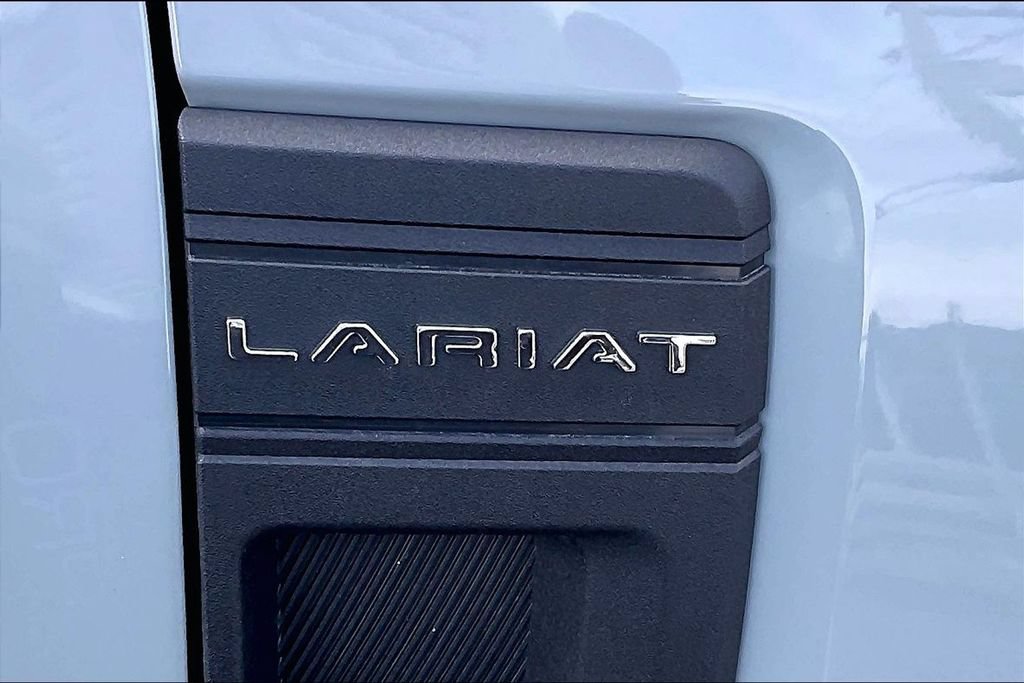 Certified 2022 Ford Maverick Lariat w/ Lariat Luxury Package FWD image 7
