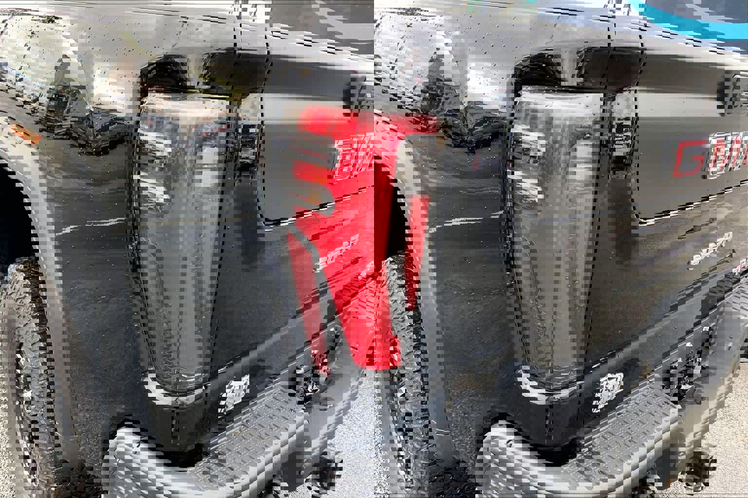 Used 2024 GMC Sierra 2500 AT4X w/ AT4X AEV Edition image 26