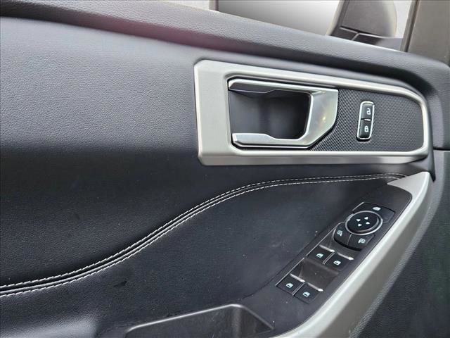 Certified 2023 Ford Explorer XLT image 10