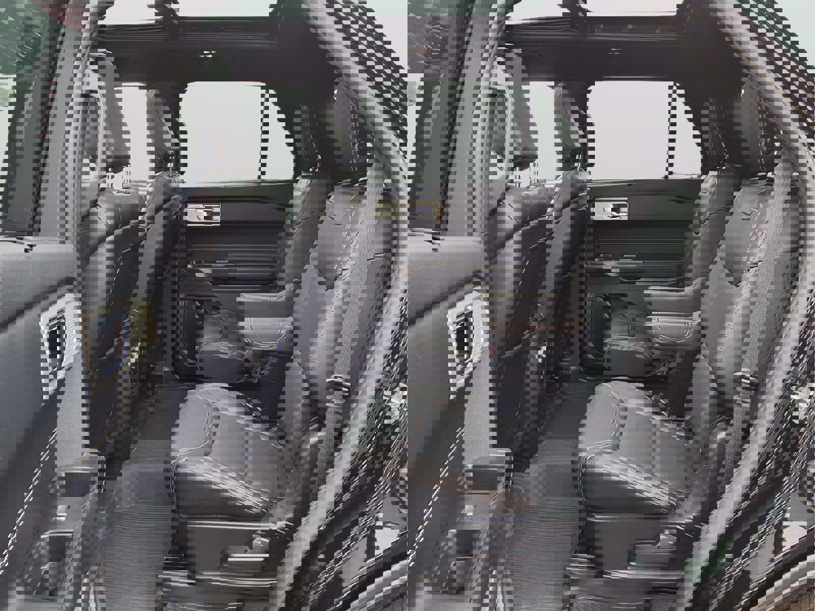 Certified 2020 Ford Explorer ST w/ ST Street Pack image 11