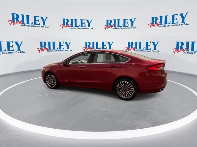 Certified 2017 Ford Fusion SE w/ Fusion SE Technology Package FWD image 6