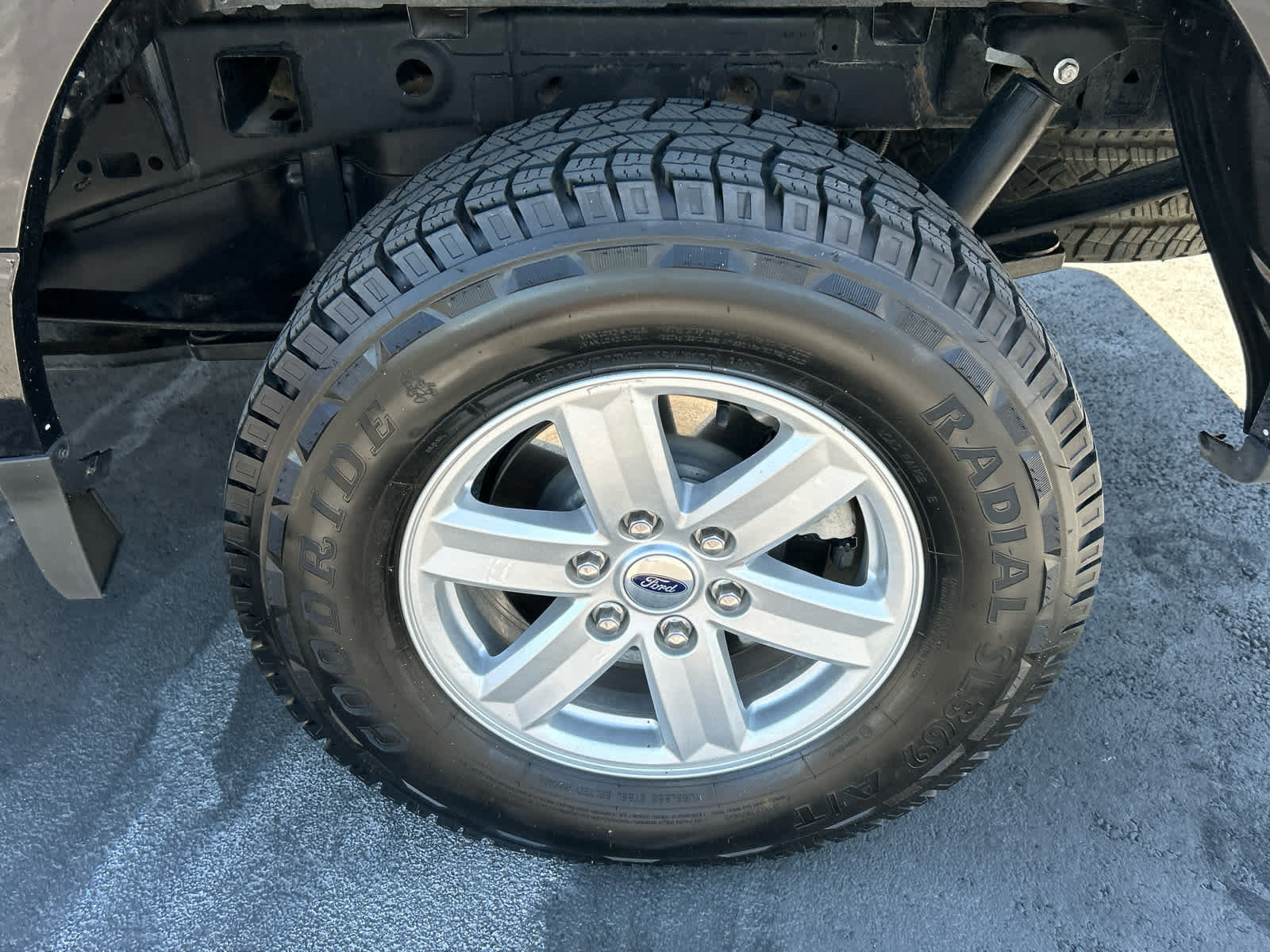 Certified 2023 Ford F150 XLT w/ Trailer Tow Package image 16