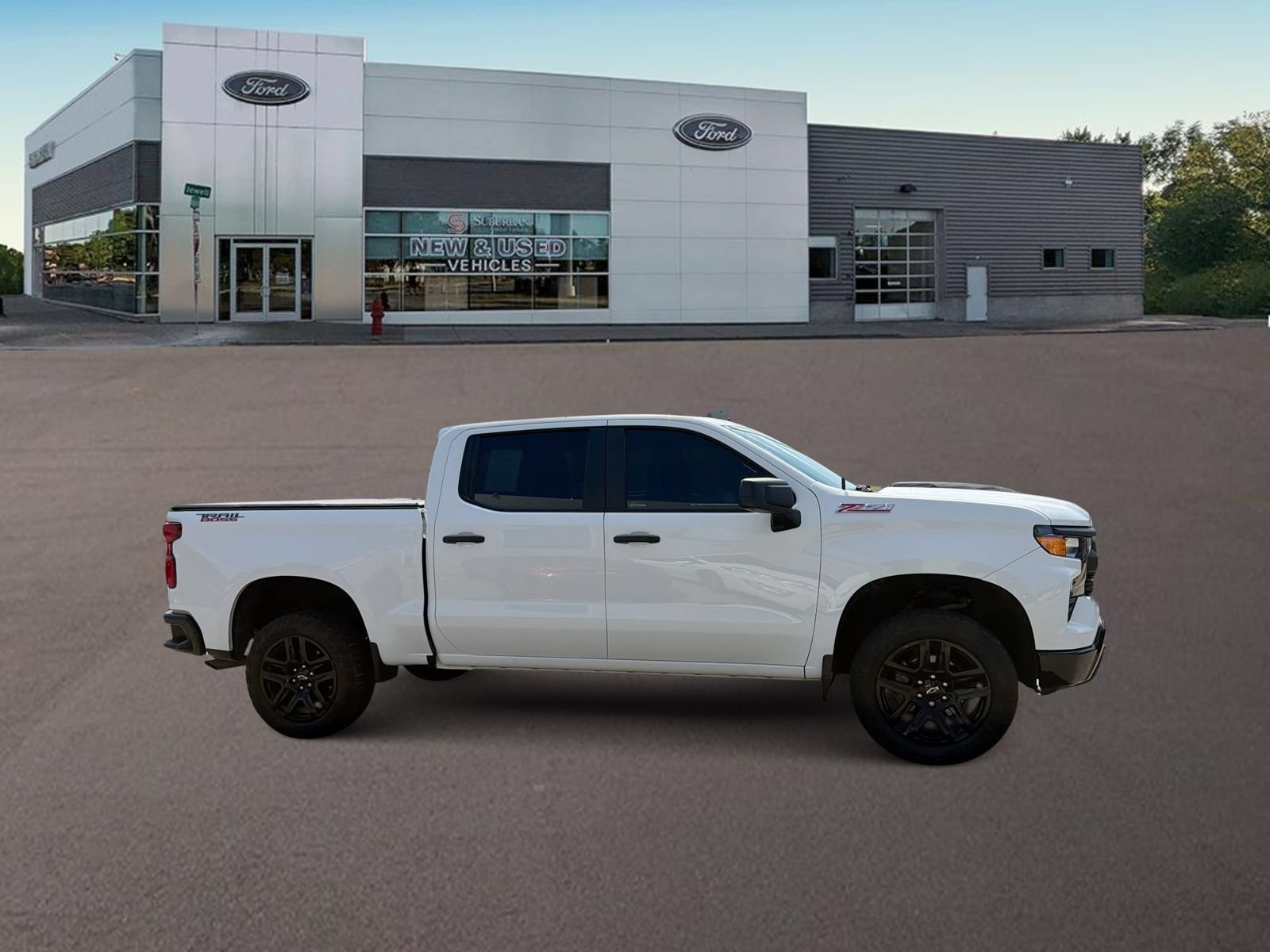 Used 2022 Chevrolet Silverado 1500 Custom Trail Boss AWD/4WD image 12