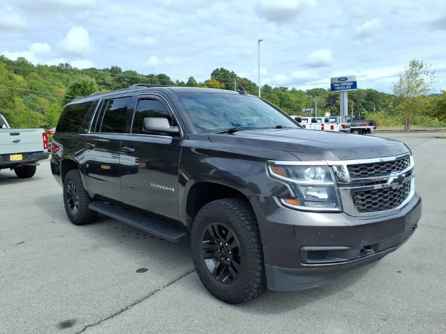 Used 2018 Chevrolet Suburban LT AWD/4WD image 16