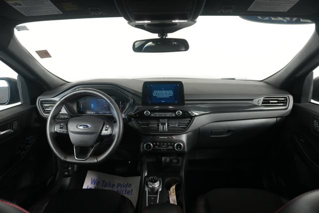 Certified 2025 Ford Escape ST-Line FWD image 23