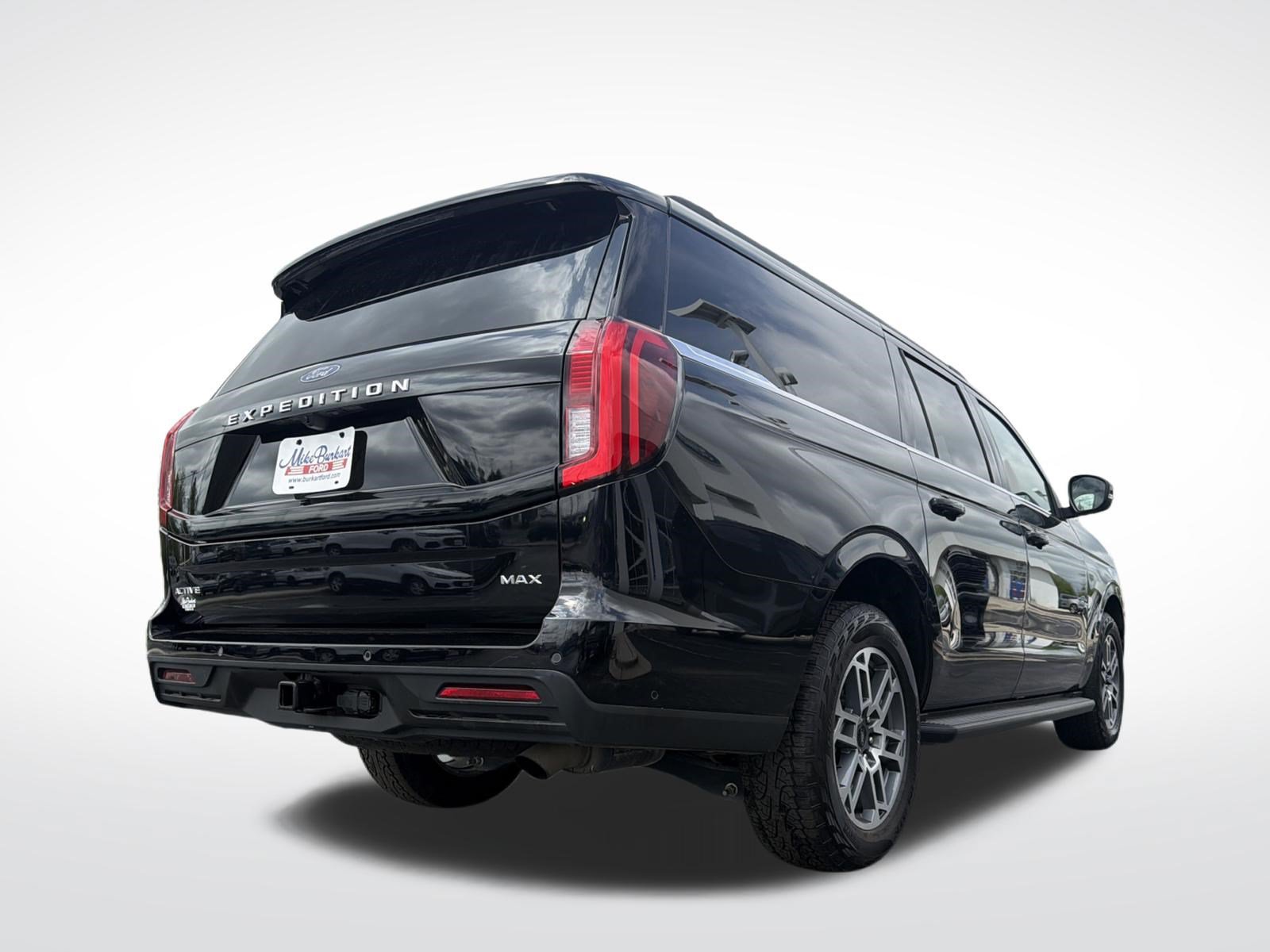 Certified 2025 Ford Expedition Max Active AWD/4WD image 9