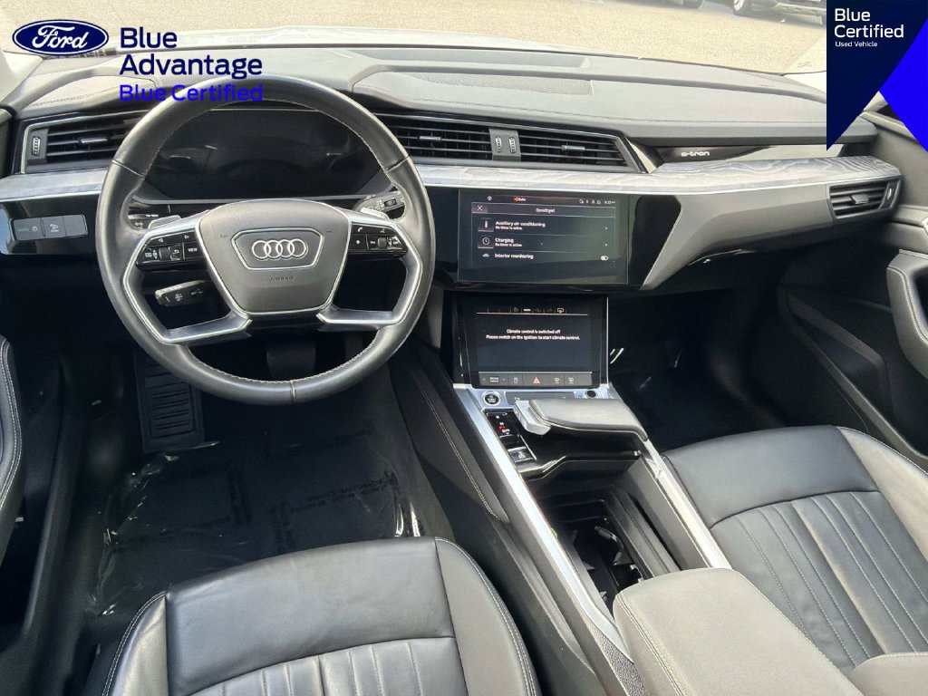 Used 2024 Audi Q8 e-tron Premium AWD/4WD image 9