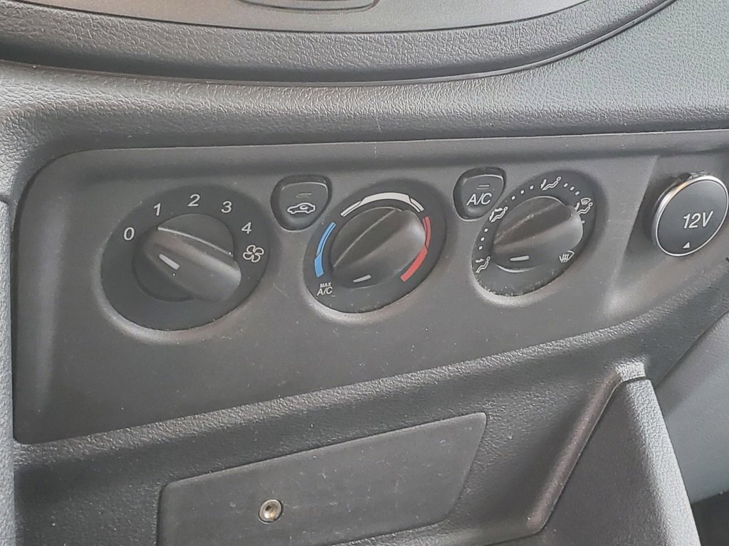 Certified 2019 Ford Transit 250 Base image 19