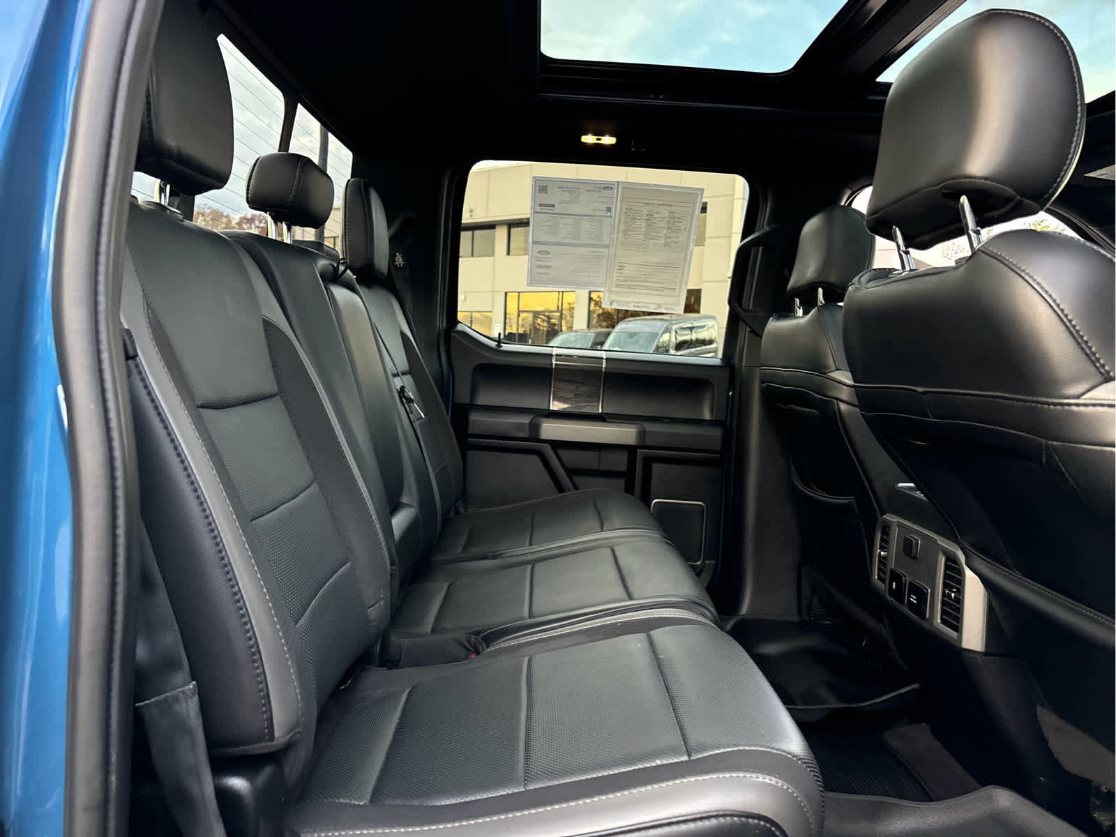 Certified 2019 Ford F150 Raptor w/ Equipment Group 802A Luxury image 35