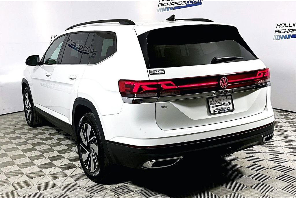 Used 2025 Volkswagen Atlas SE FWD image 8